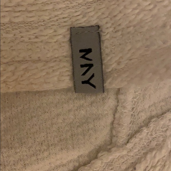 Marc NY White Sweatshirt - Picture 2 of 4